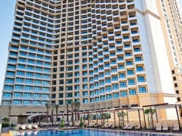 Hotel view - Outer view to the JA with its pool area.